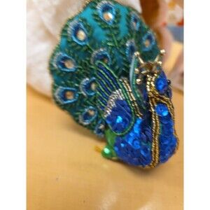 Sequin Beaded Satin Peacock Figurine Figure Bird Decor 5” Green Blue Gold